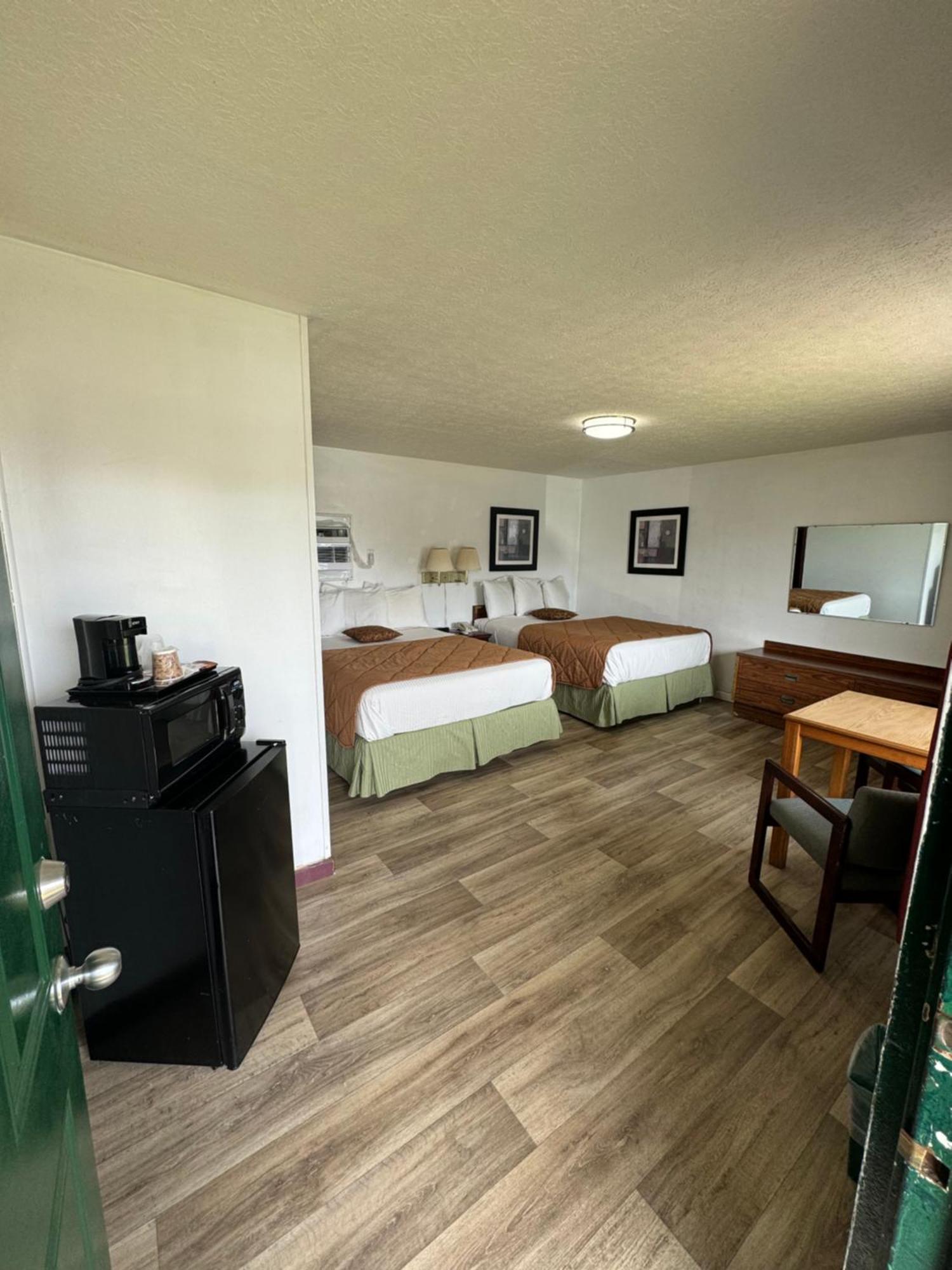 Royal Inn Albany 外观 照片
