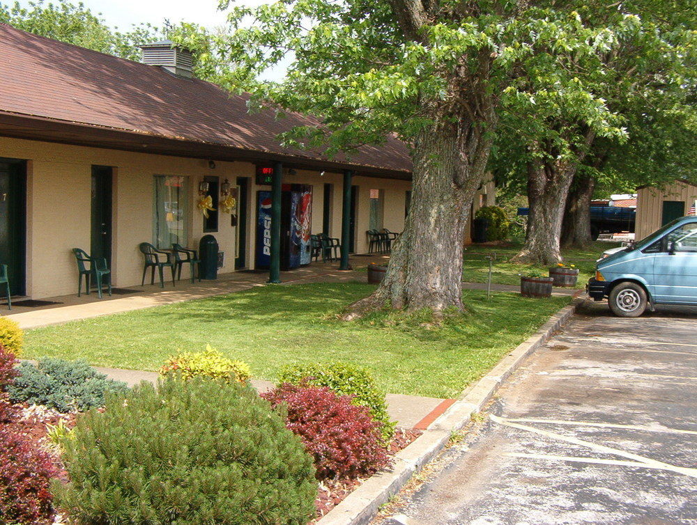 Royal Inn Albany 外观 照片